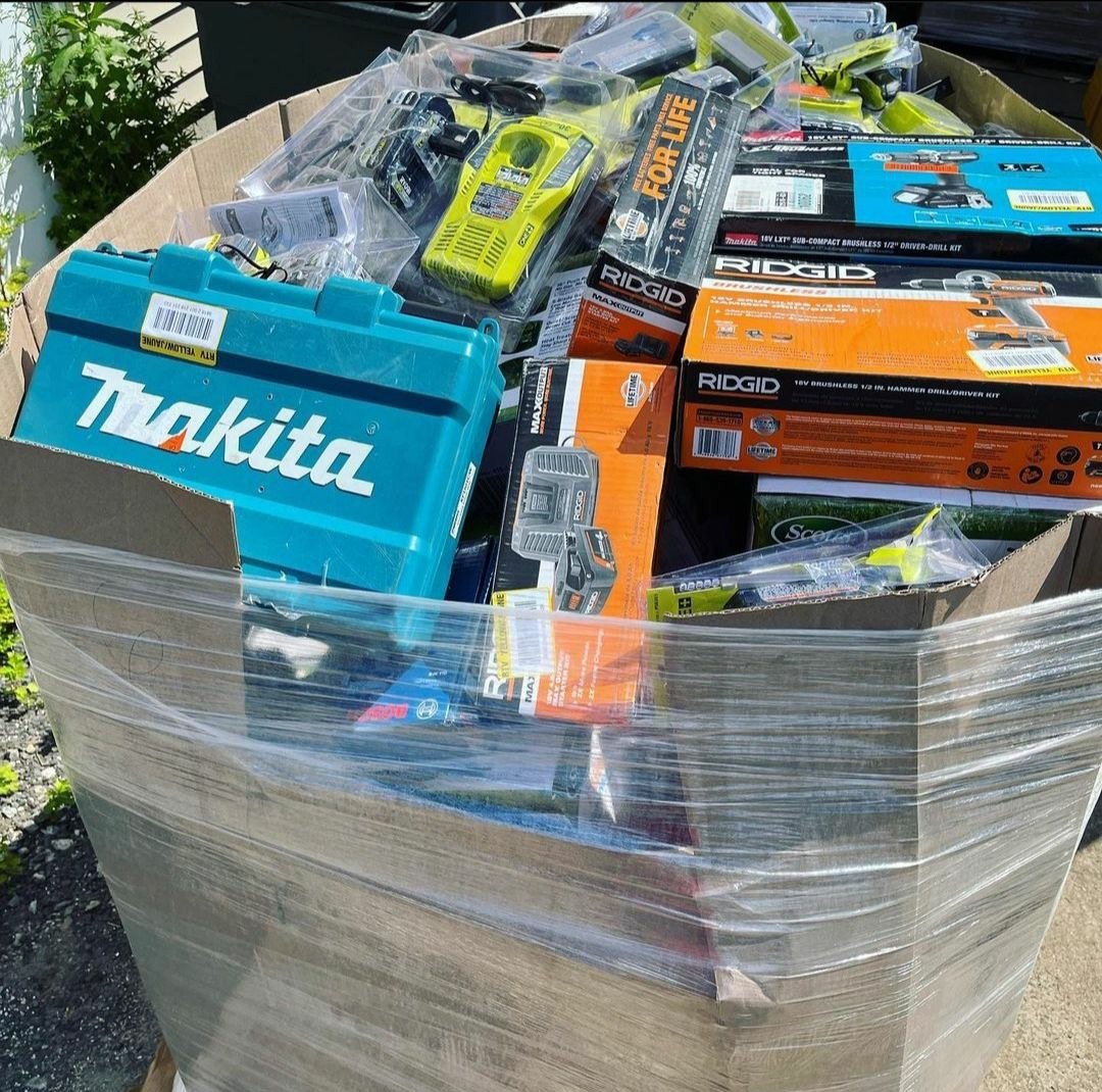 New High-Piece Tool Pallets Packed With Hand Drills Wrench Sets, Laser Kits & More! All Your Favorite Brands (90 PCs)